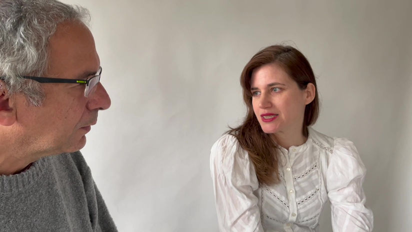 שעת השקרנים | על הורות ועריצות הסיפור